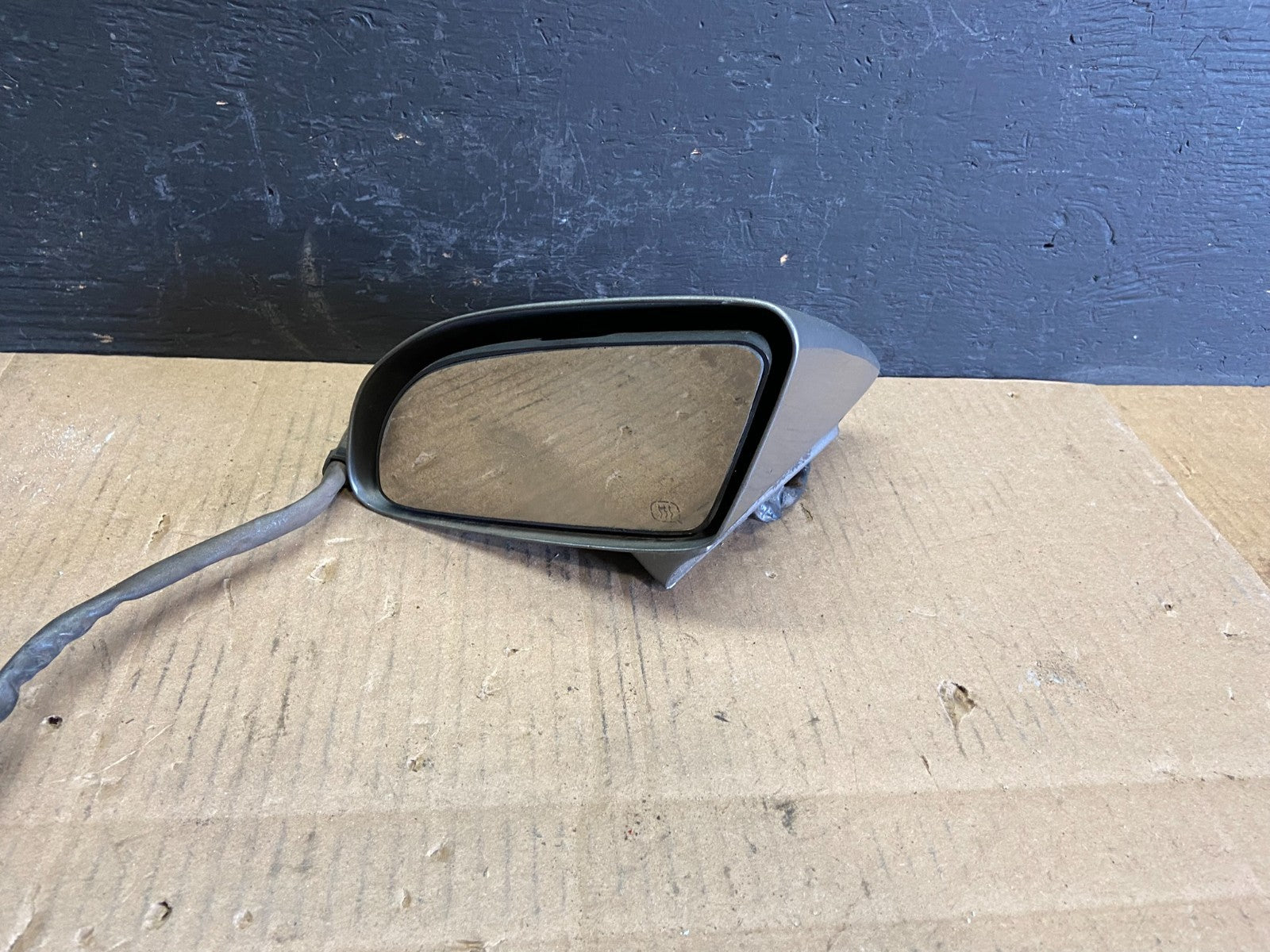 1984 to 1989 Chevrolet Corvette Left Driver View Heated Door Mirror OEM Z5470 MS2