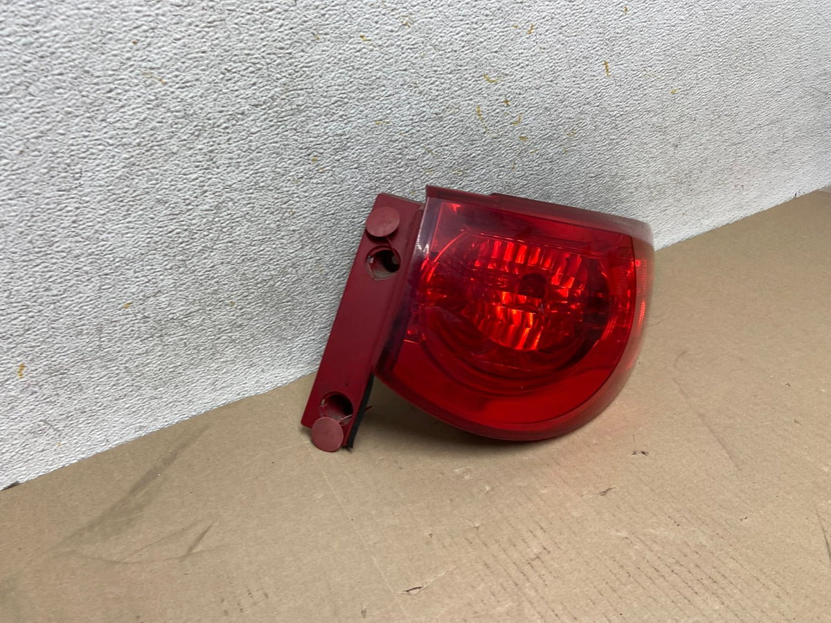 2009 2010 2011 2012 Chevrolet Traverse Right Passenger Tail Light AH6693 LK1