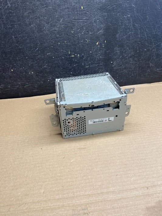 2010 to 2011 Ford Mustang AM FM Radio Stereo Receiver AH1259 DG0