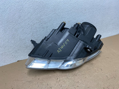 2006-2010 Volkswagen Passat Right Passenger Side Halogen Headlight AG4459 DW8