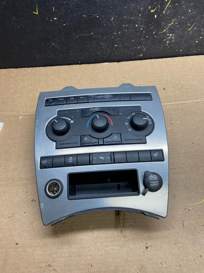 2005 2006 2007 Jeep Commander Grand Cherokee A/C Climate Control Bezel W6505 DG0
