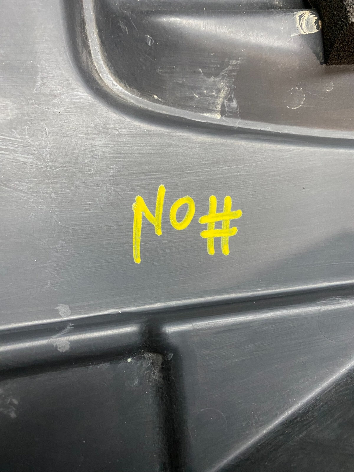 2006 to 2008 Honda Pilot Engine Cover Trim Bezel G28498