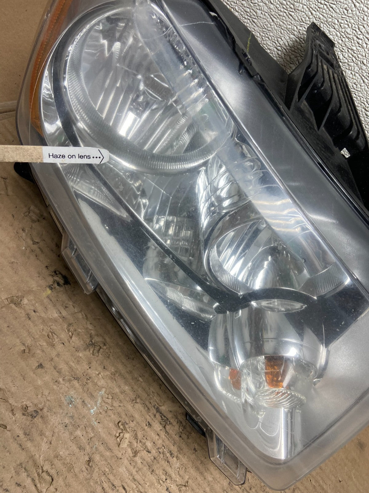2011-2013 Jeep Grand Cherokee Right Passenger Halogen Headlight AA9550 DW4