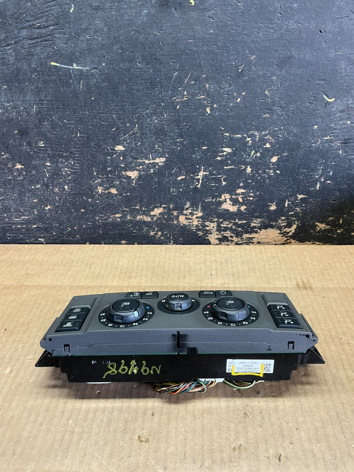 2005 to 2009 Land Rover Range LR3 AC Heater Climate Control Module ab2832 DG3