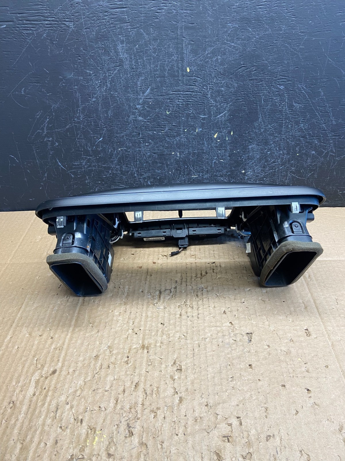 2015 to 2016 Chrysler 200 Radio Dash Bezel Trim Vent Hazard Panel AC9653 DG3