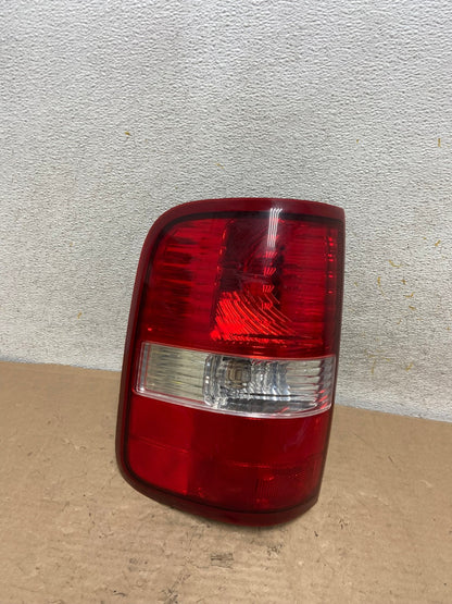 2004 to 2008 Ford F150 F-150 Left Driver LH Side Tail Light AI0978 LK0