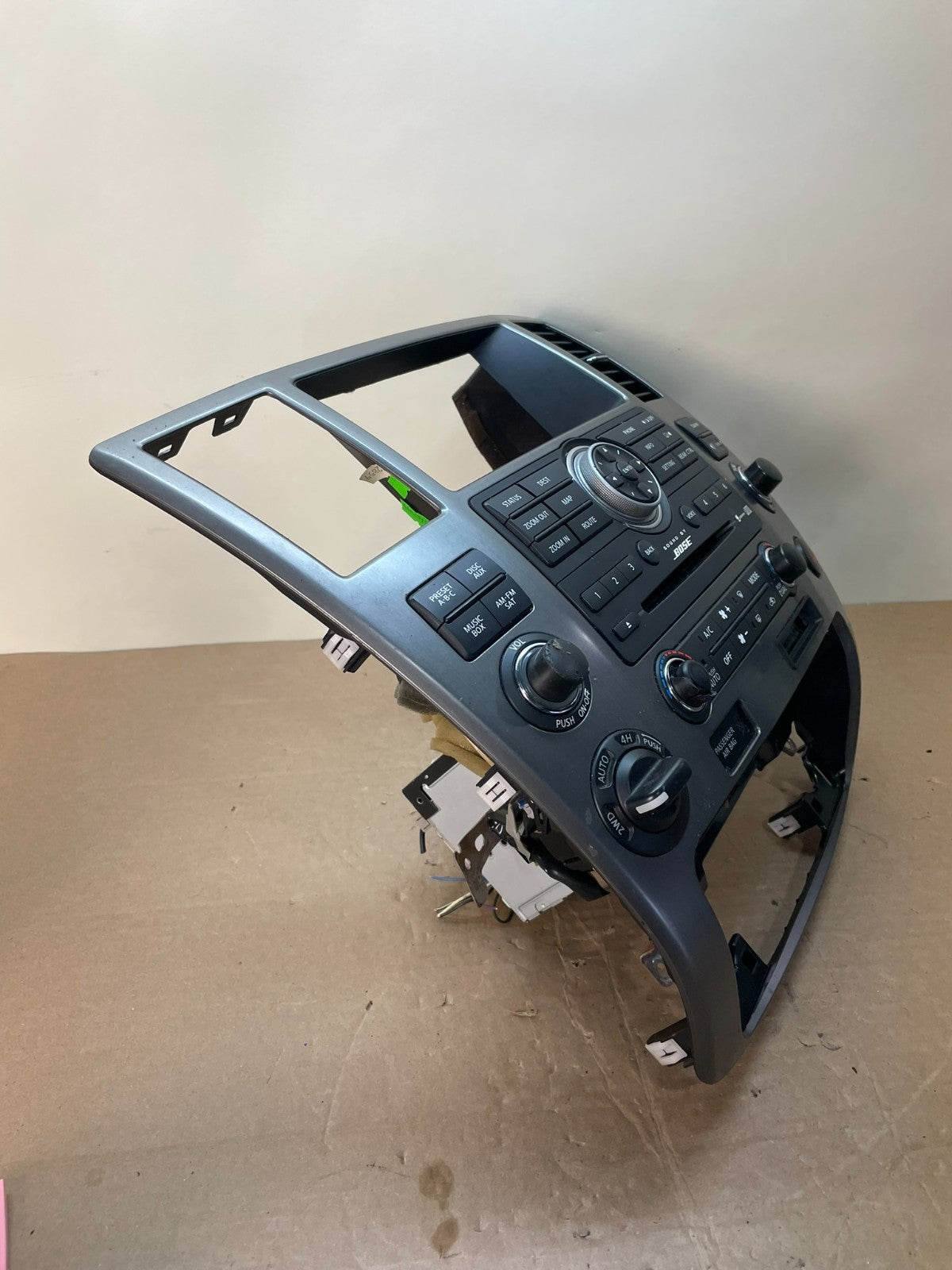 2008 to 2015 Nissan Armada Radio A/C Heat Temperature Climate Control ai0552`DG2