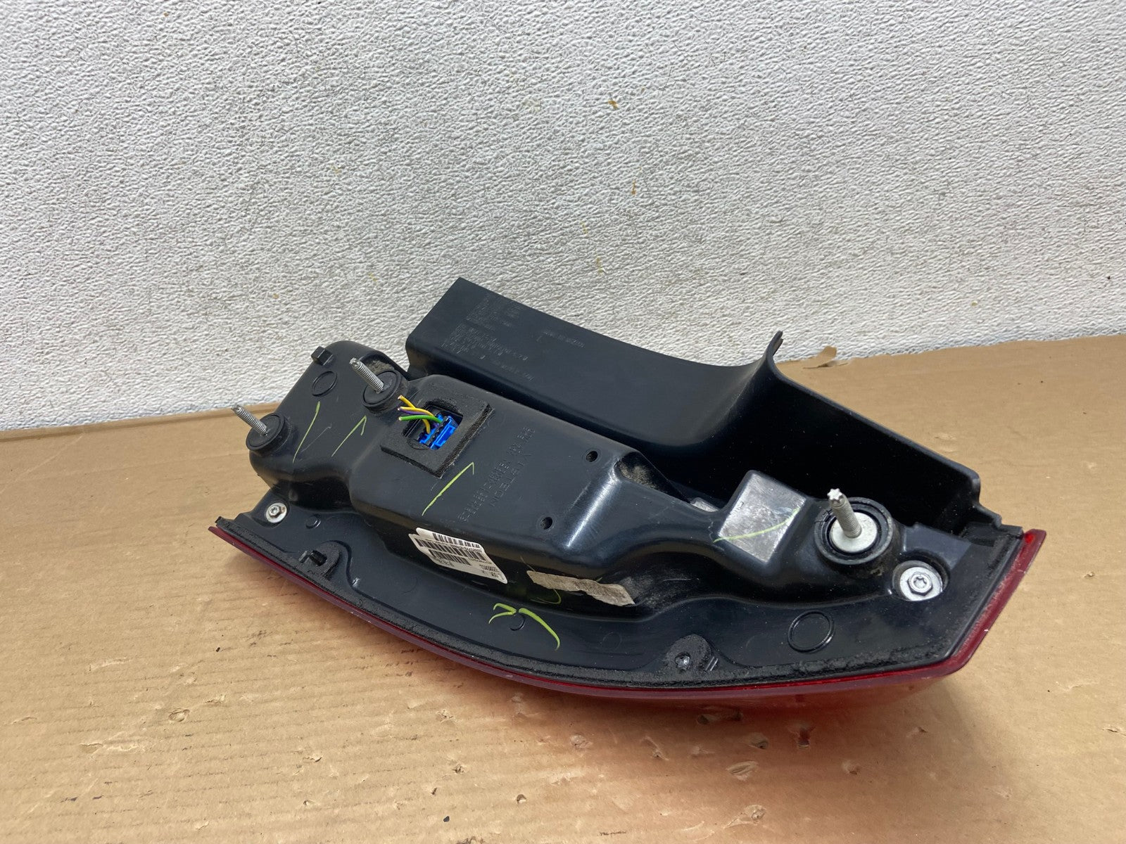 2008 to 2013 Cadillac CTS Left Driver Lh Side Led Side Tail light AG9220 LK5