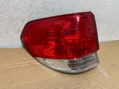 2008 2009 2010 Honda Odyssey Left Driver LH Side Tail Light AG8991 DW0
