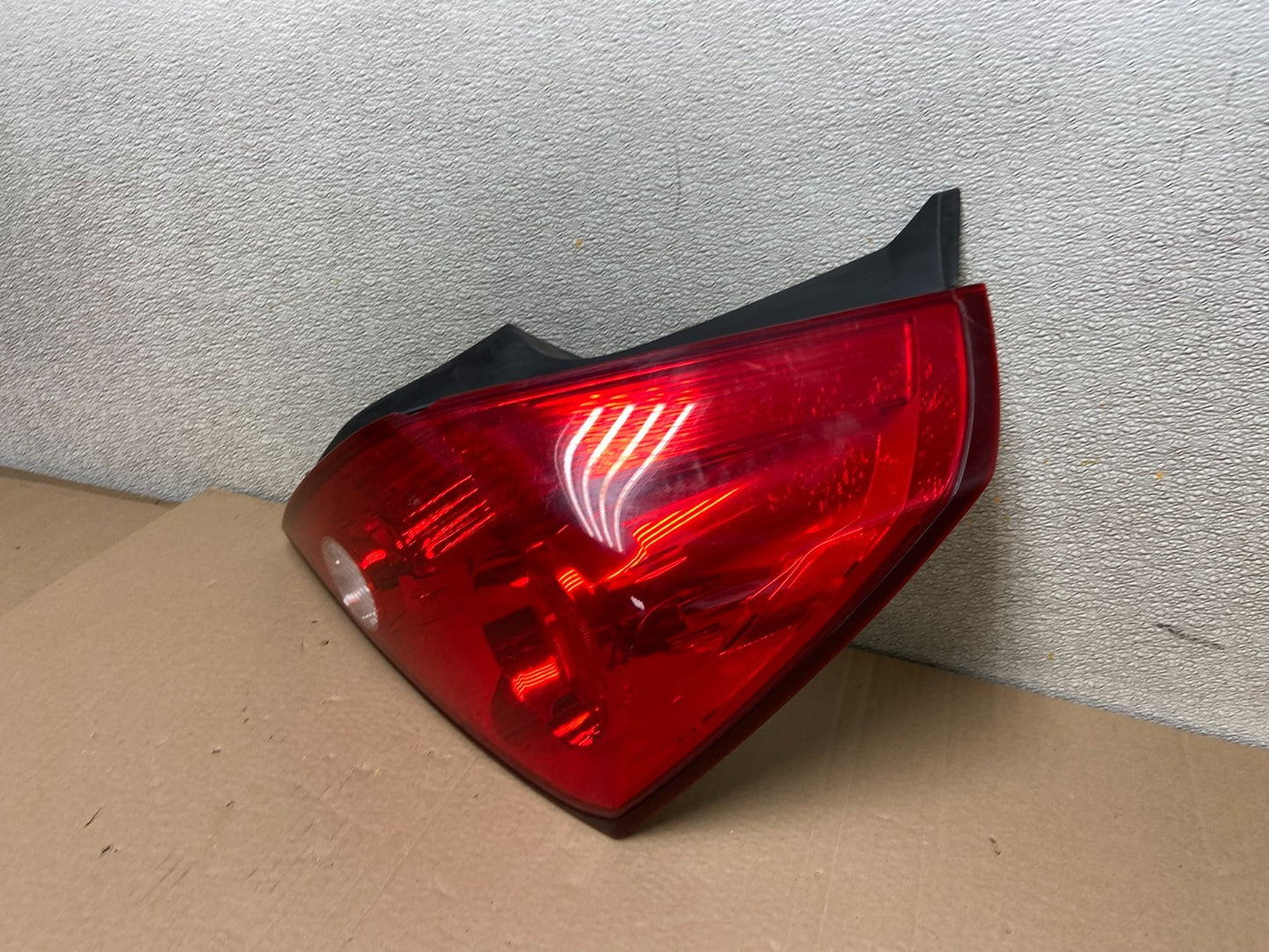 2008 - 2013 Nissan Altima Coupe Right Passenger Side Rh Tail Light OEM AB2344 DW1