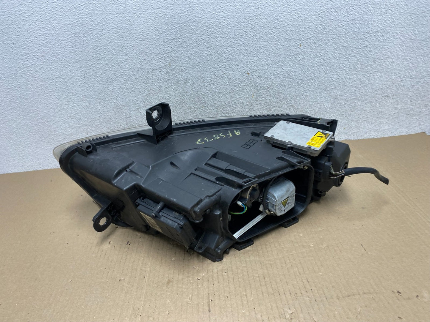 2005 to 2008 Audi A6 Left Driver Side Headlight Xenon HID AF5837 DW6