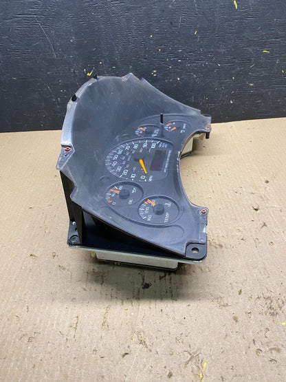 Chevrolet Dashboard Instrument Cluster 16203655 Q7072 PS1