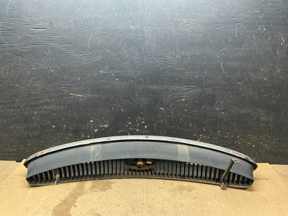 1995 to 1999 Buick Riviera Front Grill Grille OEM X3505 DG3
