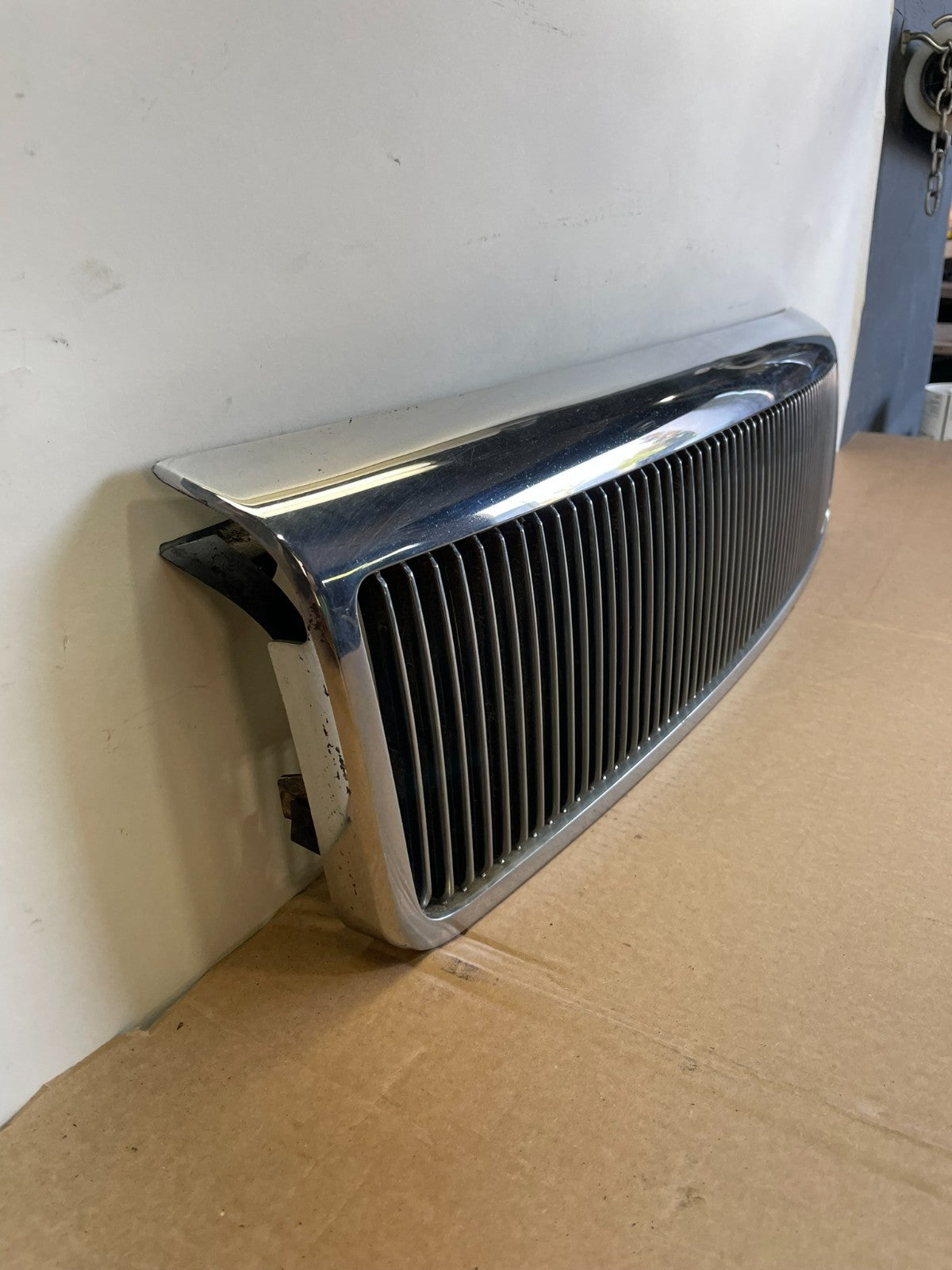 1990 to 1994 Chrysler Lebaron Front Grill Grille AH6089 PS2