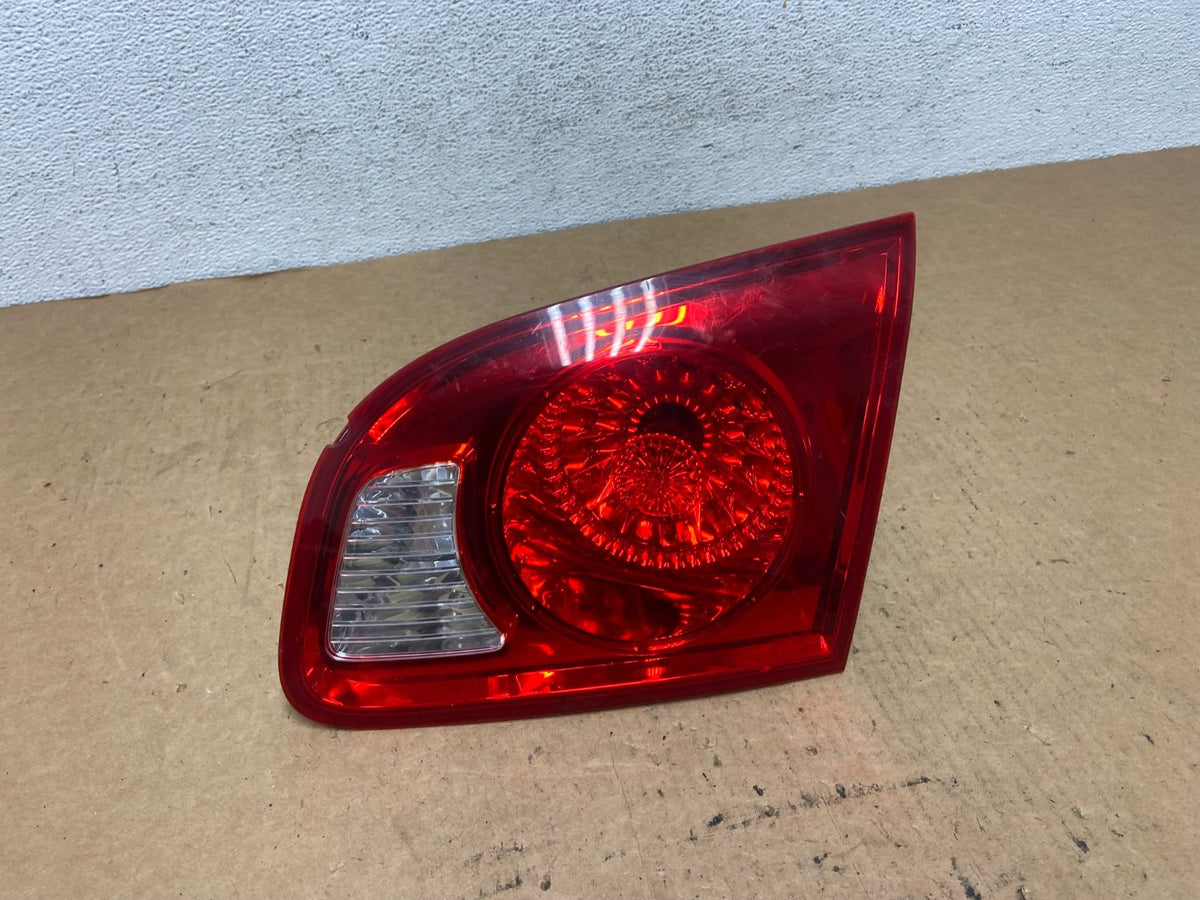 2007 2008 2009 Hyundai Santa Fe Right Passenger Tail Light Inner AD4756 LK0
