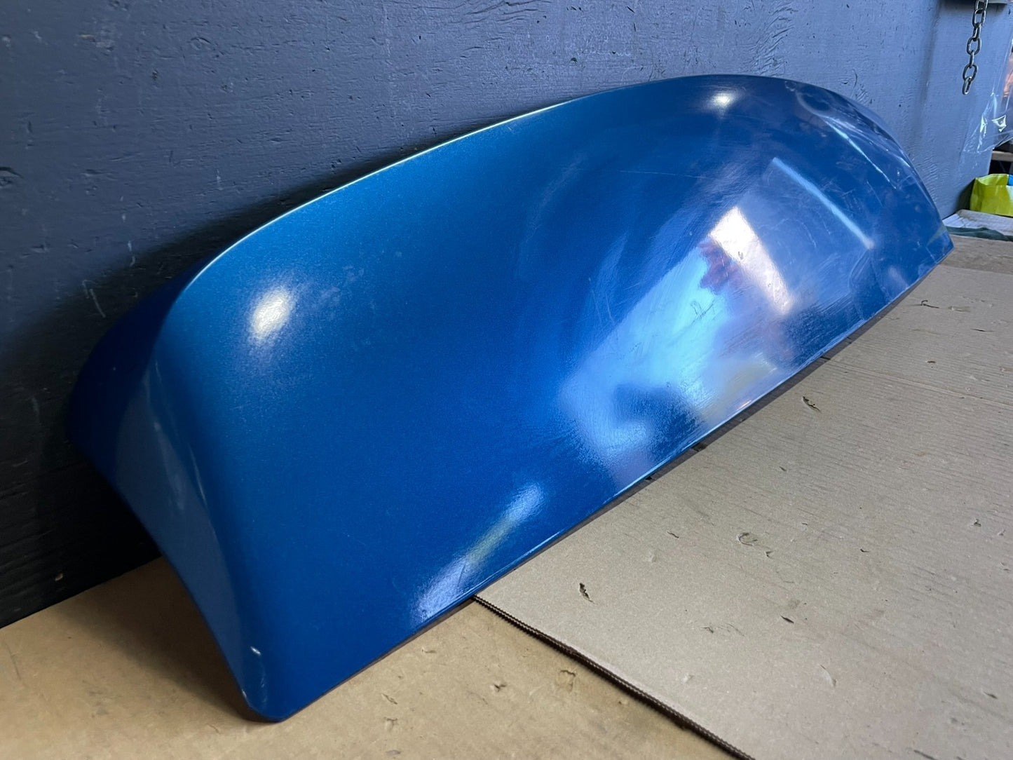 2011 to 2016 Chrysler Town & Country Rear Back Wing Spoiler ab7865 DG1