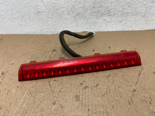 2007 to 2012 Hyundai Veracruz Rear 3rd Brake Light Lamp ad8165 DG0