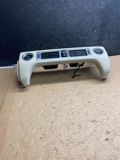 2010 2011 2012 Land Rover Range Rover Center Dash Air Vent Trim ag8556 DG3