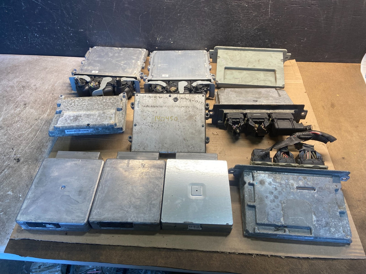 Mix of 10 Ford ECM Engine Computer Module AE24341