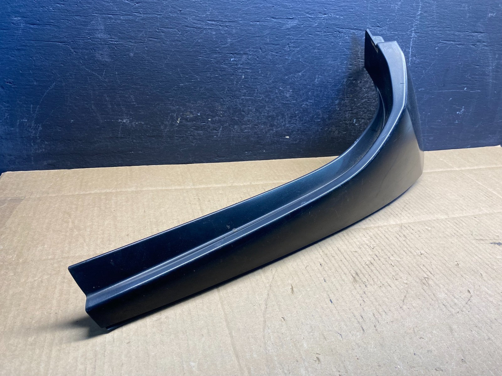 2011-2017 Honda Odyssey Right Passenger Rear Gate Spoiler Garnish AD5042 DG2