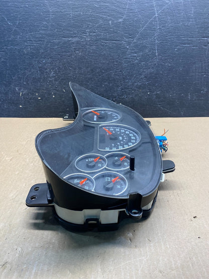 2002 - 2005 GMC Envoy Speedometer Cluster Gauge ag1837 DG2