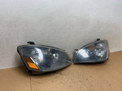 2005 to 2006 Nissan Altima Left+Right Side Set Halogen Headlights OEM Z9335 DW2