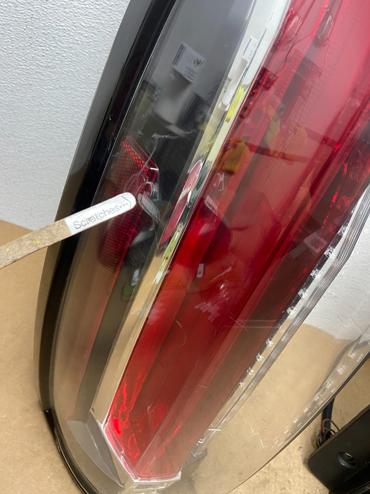 2007 to 2014 Cadillac Escalade Left+Right Set Side LED Tail Lights AC3525 DW3