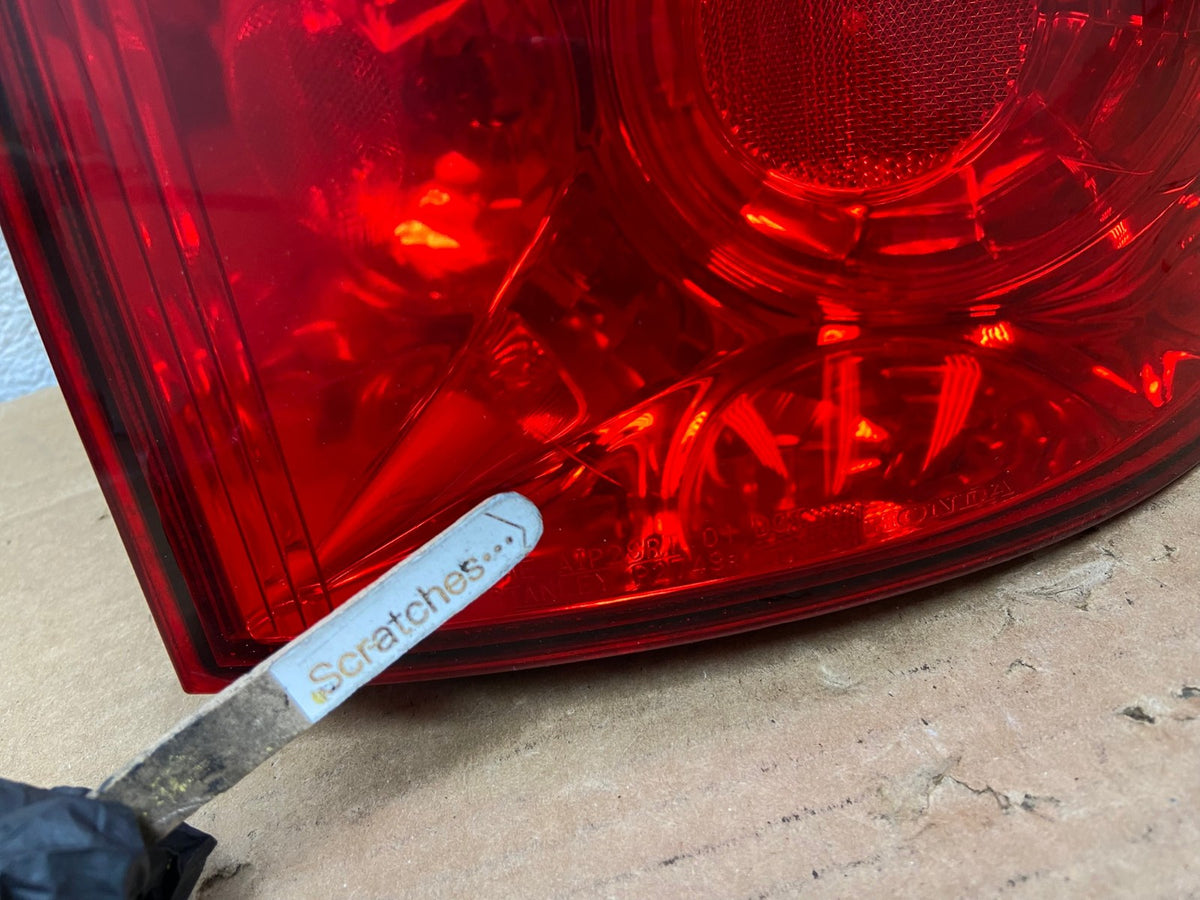 2003 to 2008 Honda Element Right Passenger Rh Side Tail Light AH8480 LK3