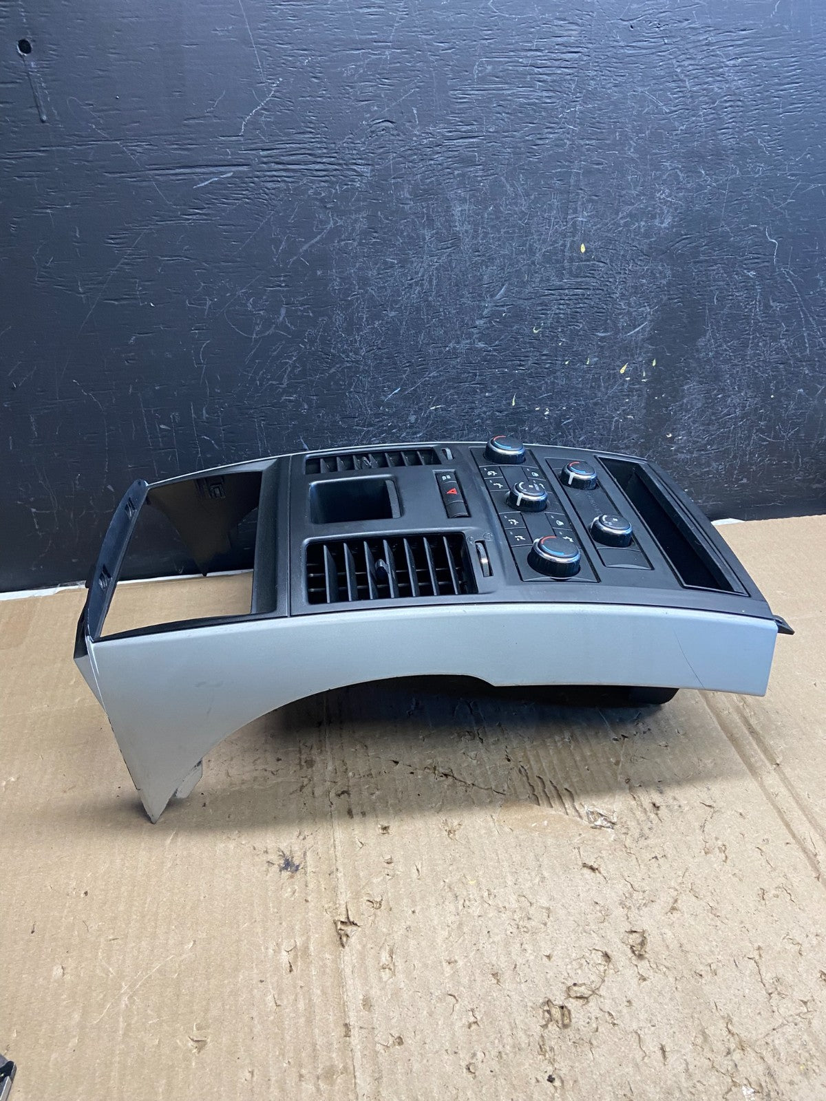 2008-2010 Dodge Grand Caravan Radio Bezel Climate Control Heat AC Heater AE20471