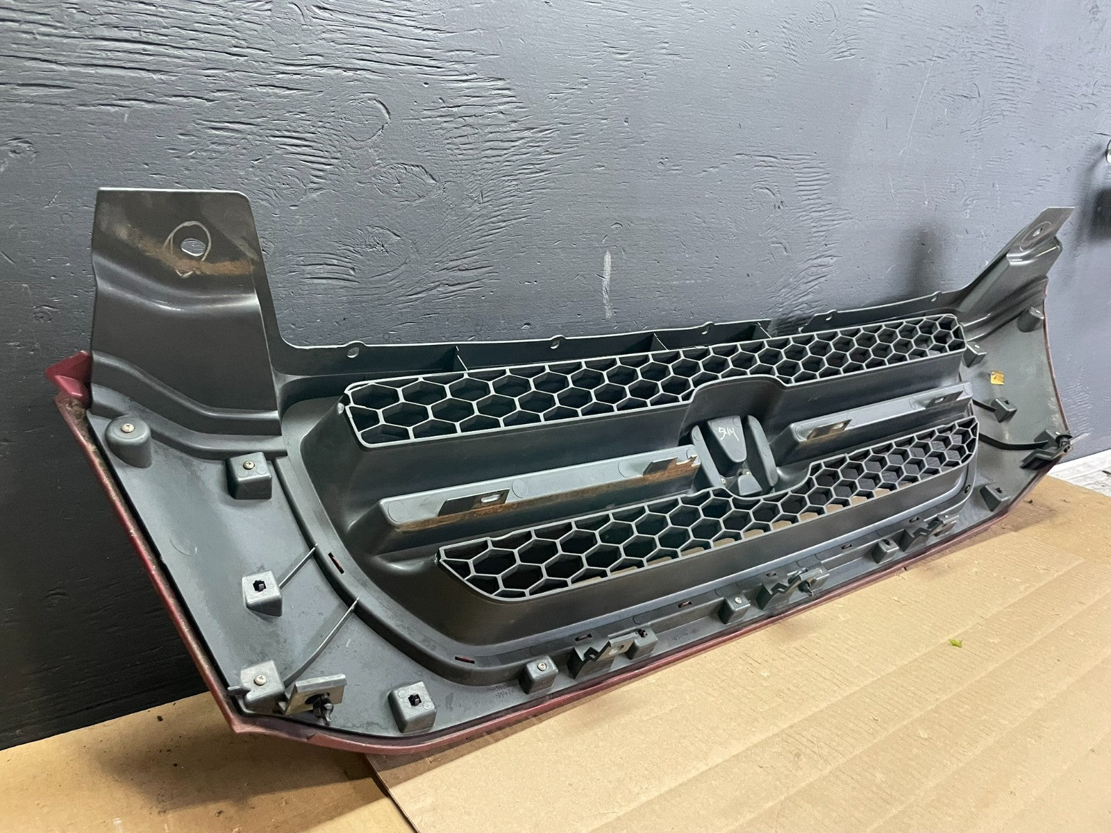 2003 2004 2005 Honda Pilot Front Upper Grill Grille AB7630 DG6