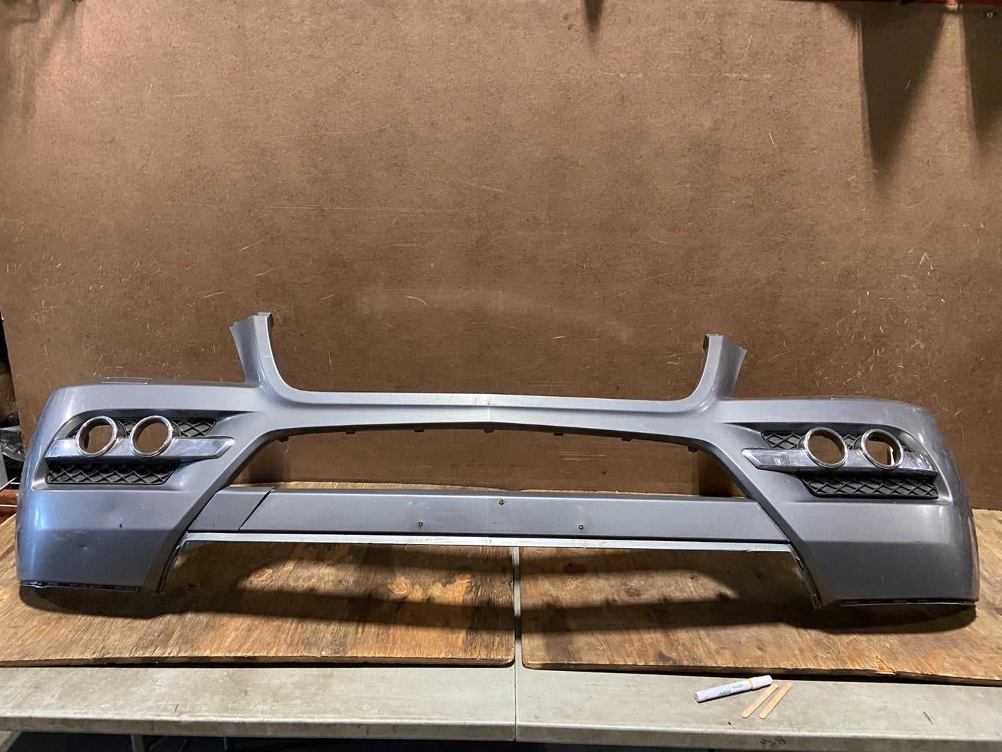 2013 to 2016 Mercedes-Benz GL450, GL550 (w/o AMG) Front Bumper Cover AG28520