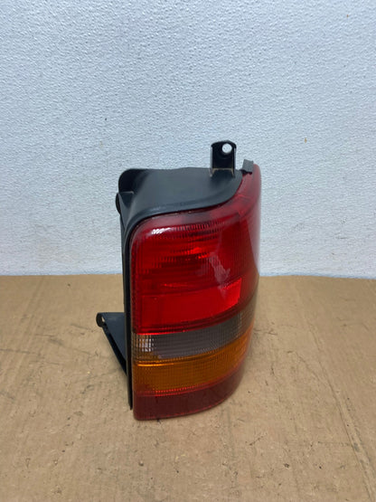1993-1998 Jeep Grand Cherokee ZJ Right Passenger Rh Tail Light DEP AD1262 LK2