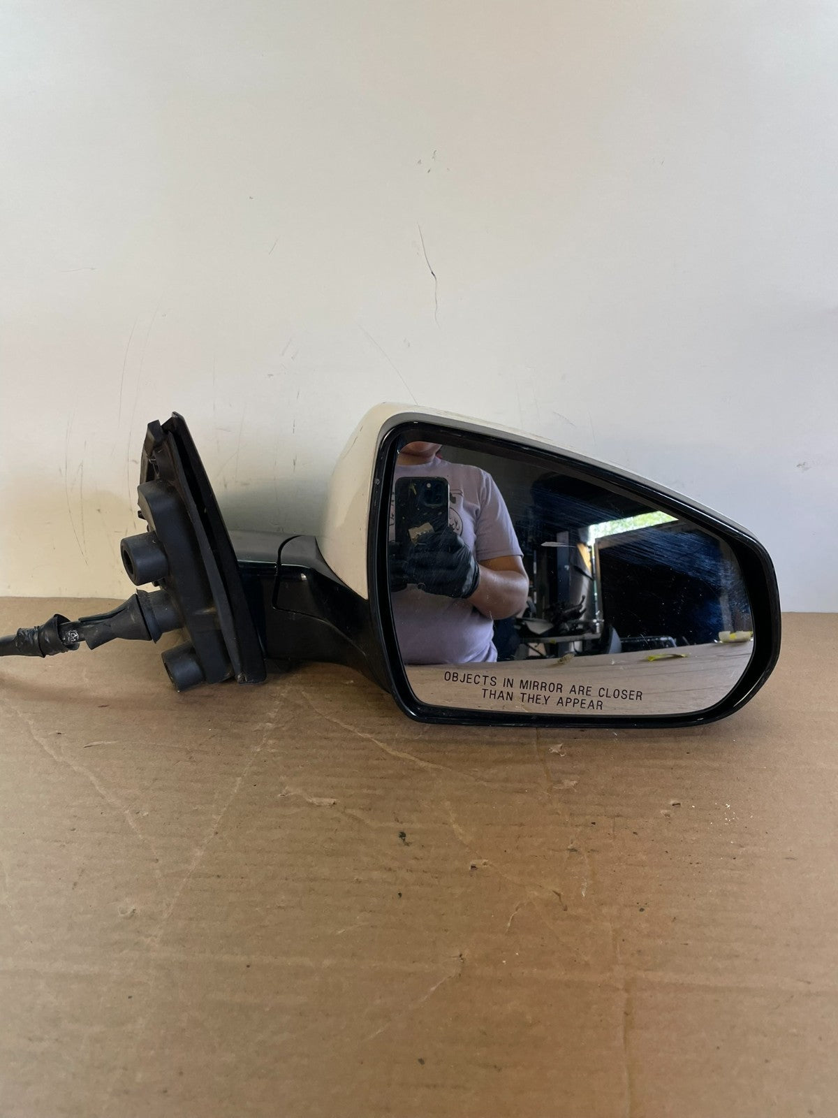 2010 to 2015 Cadillac SRX Right Passenger Rh Side Door Mirror AG7892 DW9