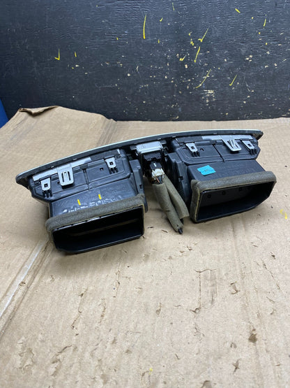 2013 to 2015 Nissan Sentra Air Vents Top Dash Center W/Hazzard Switch X5818 DG3
