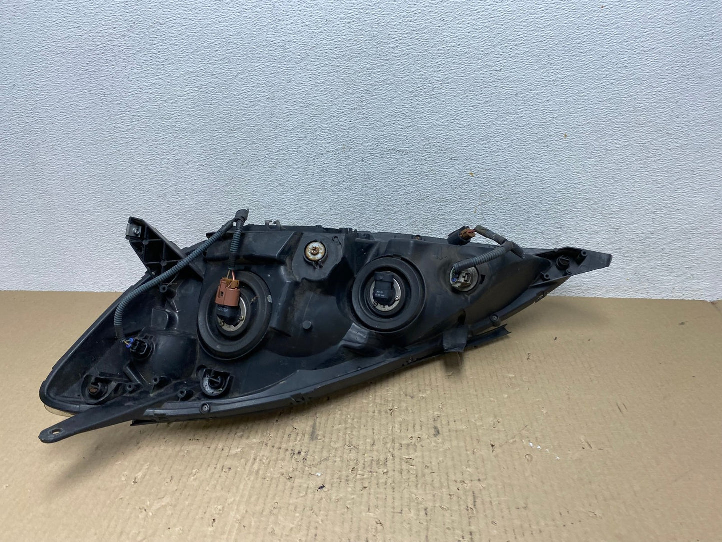 2006 to 2010 Toyota Sienna Right Passenger Rh Side Headlight Halogen AE7092 LK6