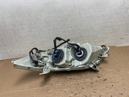 2010 - 2011 Toyota Camry Right Passenger RH Halogen Headlight AB1716 DW6