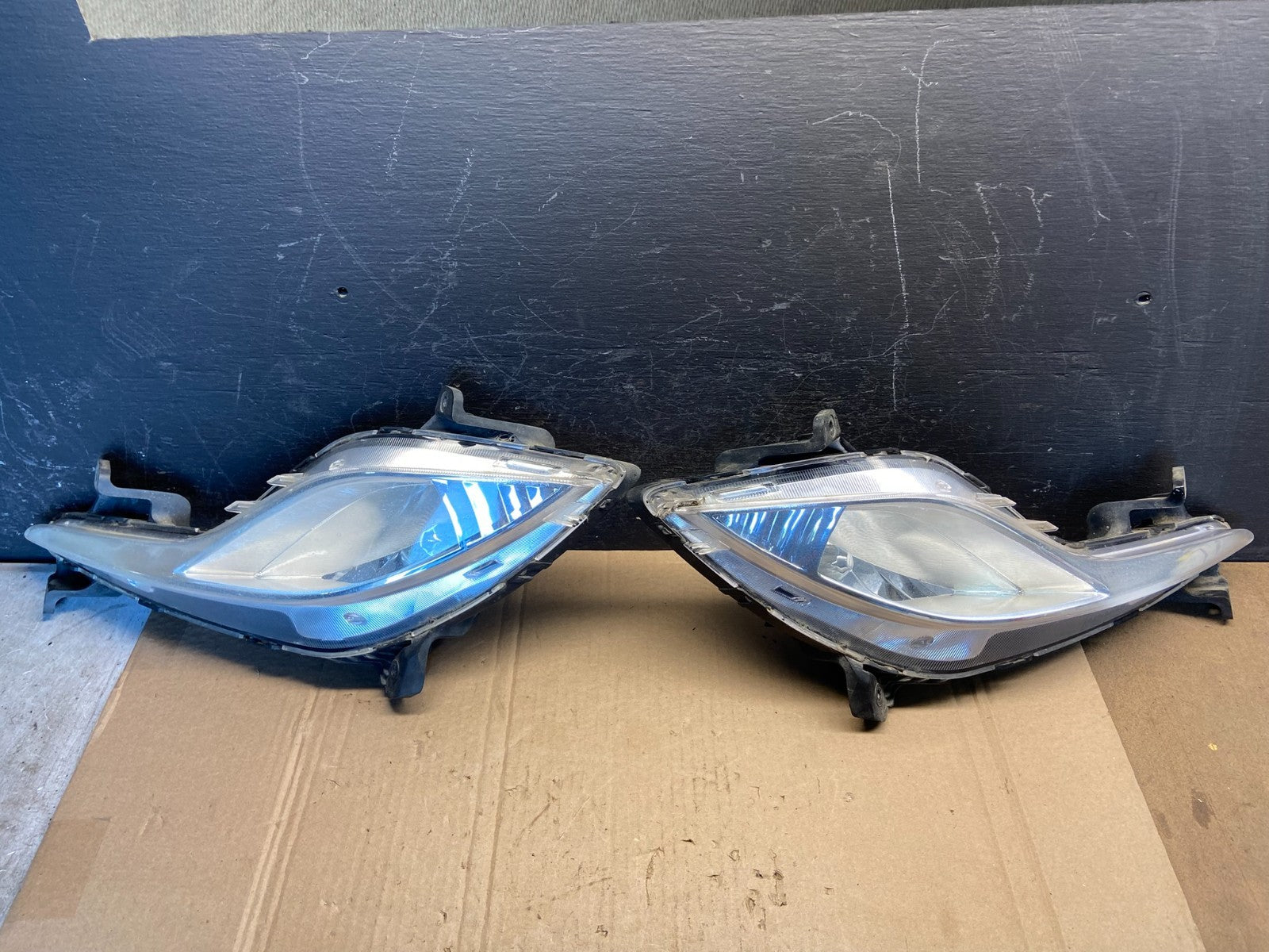 2011 to 2015 Hyundai Sonata Left+Right Set Fog Lights ae2350 DG1