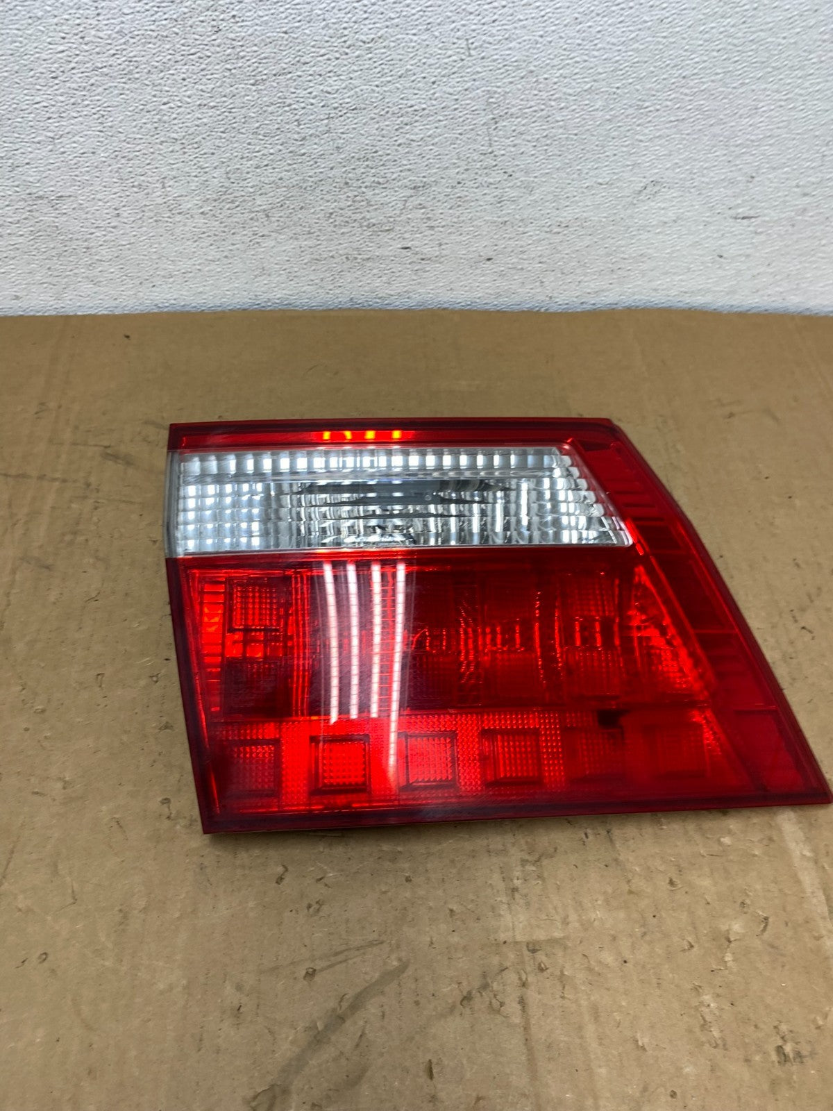 2005 2006 2007 Honda Odyssey Inner Left Driver Lh Tail Light AA0436 DW0