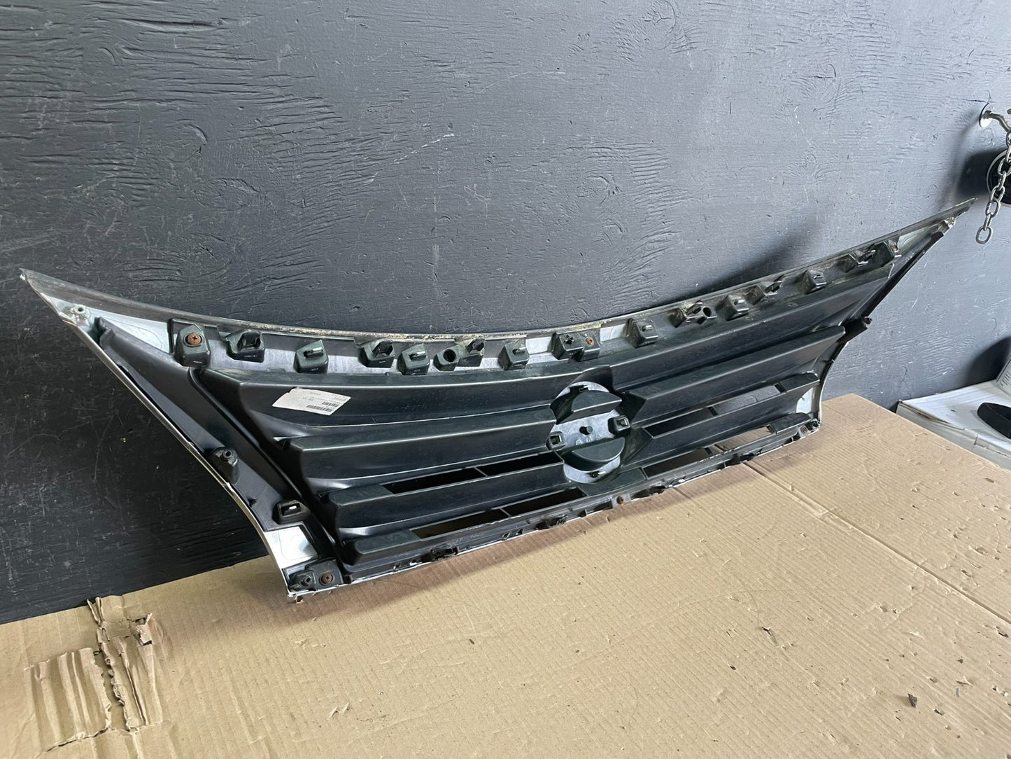 2013 to 2015 Nissan Altima Front Upper Grill Grille Sedan Aftermarket AE3606 DG5