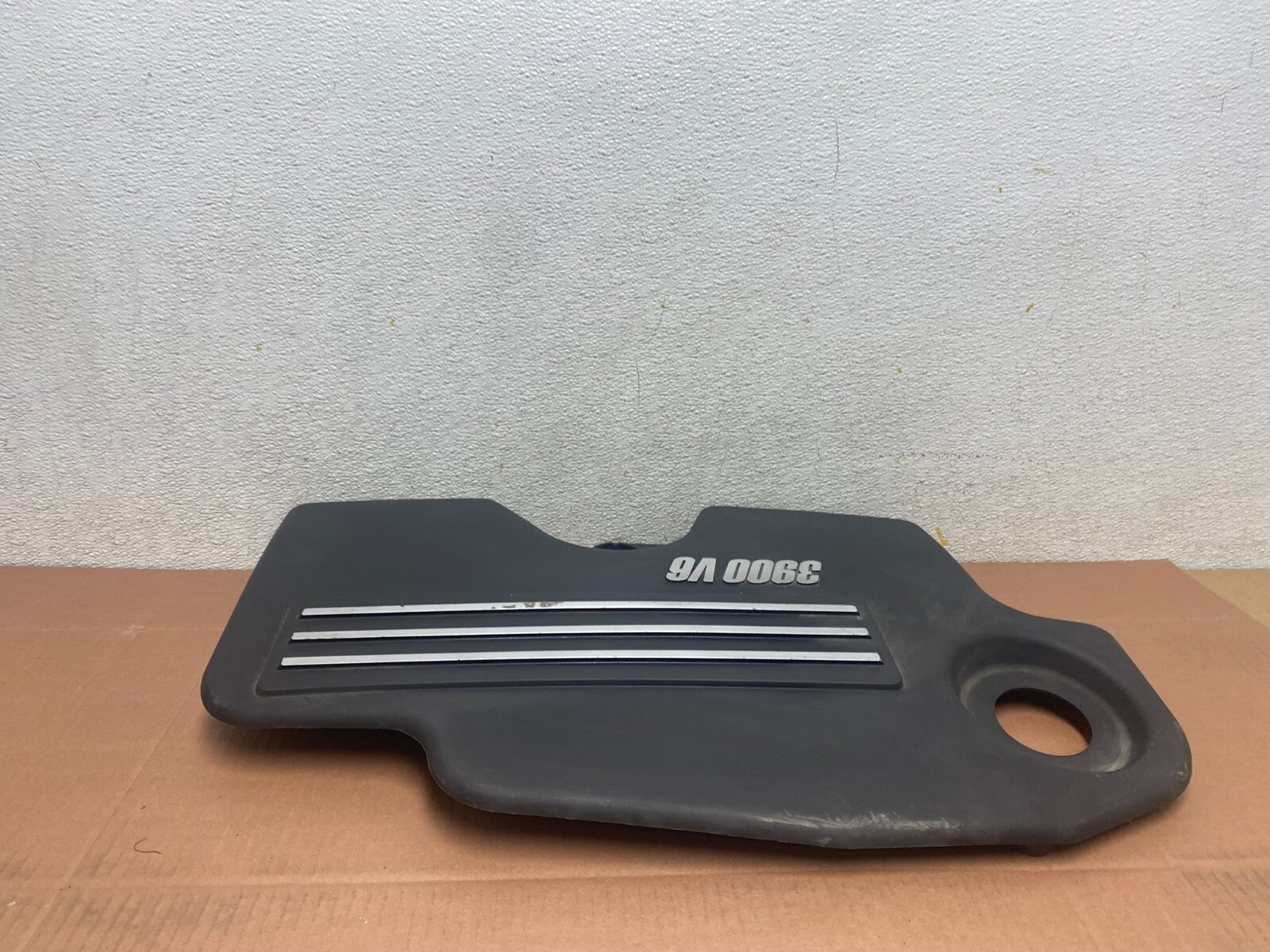 2006 2007 2008 Chevrolet Equinox V6 VVT Plastic Engine Cover Shield M0854 DG3