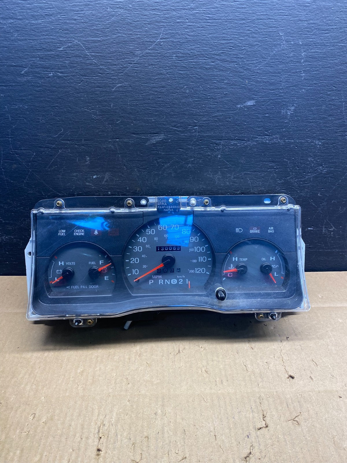 2003 to 2005 Mercury Grand Marquis Speedometer Instrustment Cluster AD1637 DG0