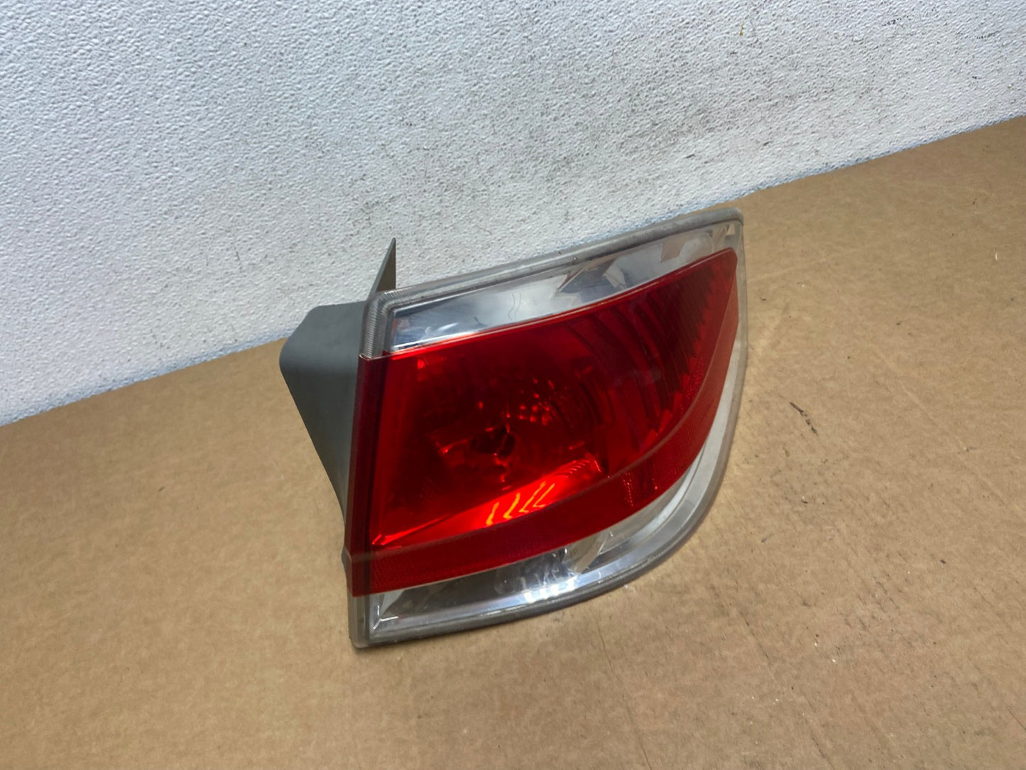 2008 2009 2010 2011 Ford Focus Sedan Right Passenger Tail Light AD5346 LK2