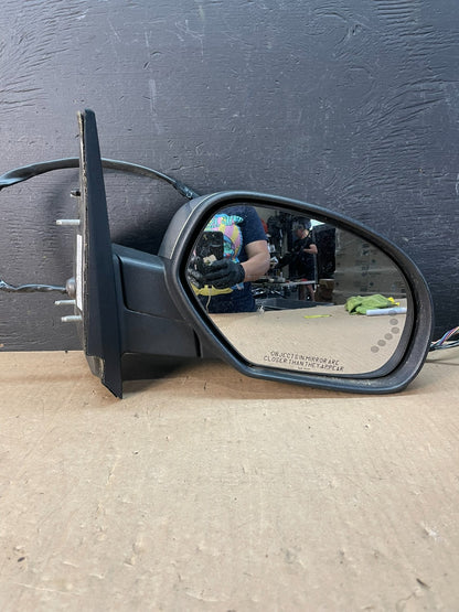 2007 to 2008 Gmc Yukon Right Passenger Turn Signal View Door Mirror AD5827 DW7