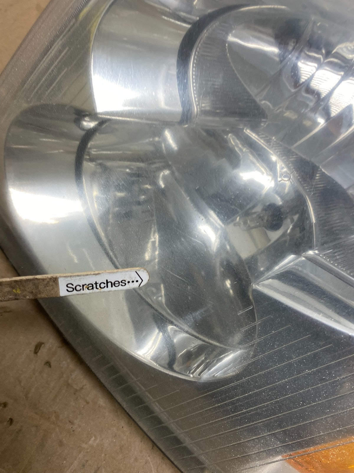 2002 to 2009 Gmc Envoy Left Driver Lh Side Headlight Halogen Oem AC3905 DW3