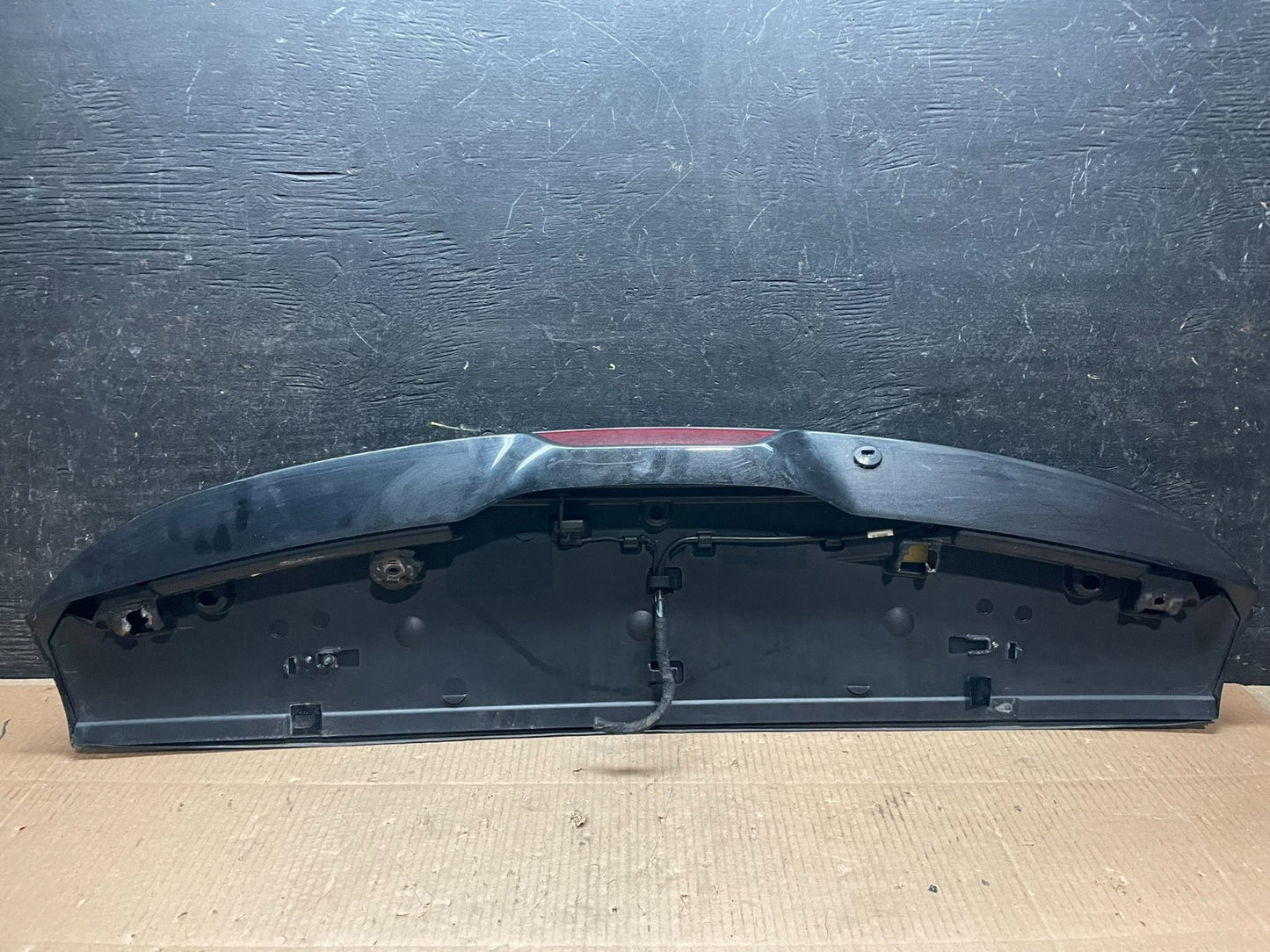 2011 to 2013 Jeep Grand Cherokee Rear Spoiler Wing OEM Y1948 DG8