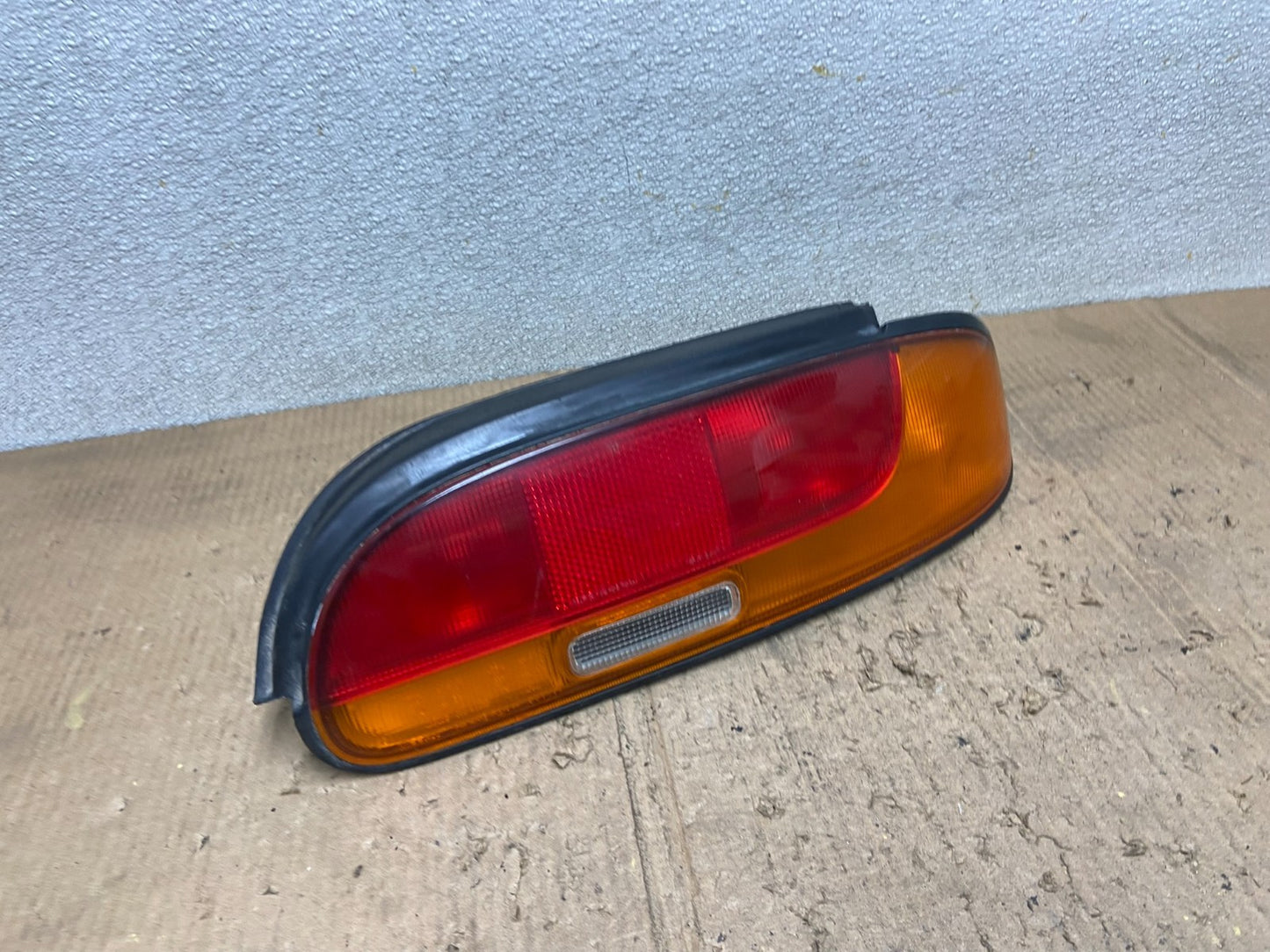 1991 1992 1993 Nissan 100NX Right Passenger RH Tail Light OEM aa8567  DG2