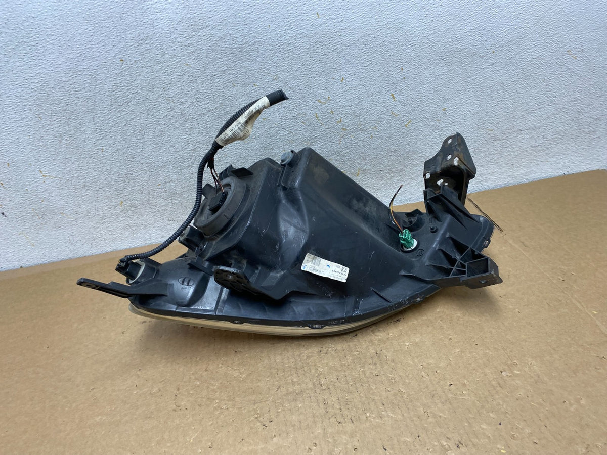 2002 to 2004 Honda CRV CR-V Right Passenger RH Halogen Headlight AI3527 DW5
