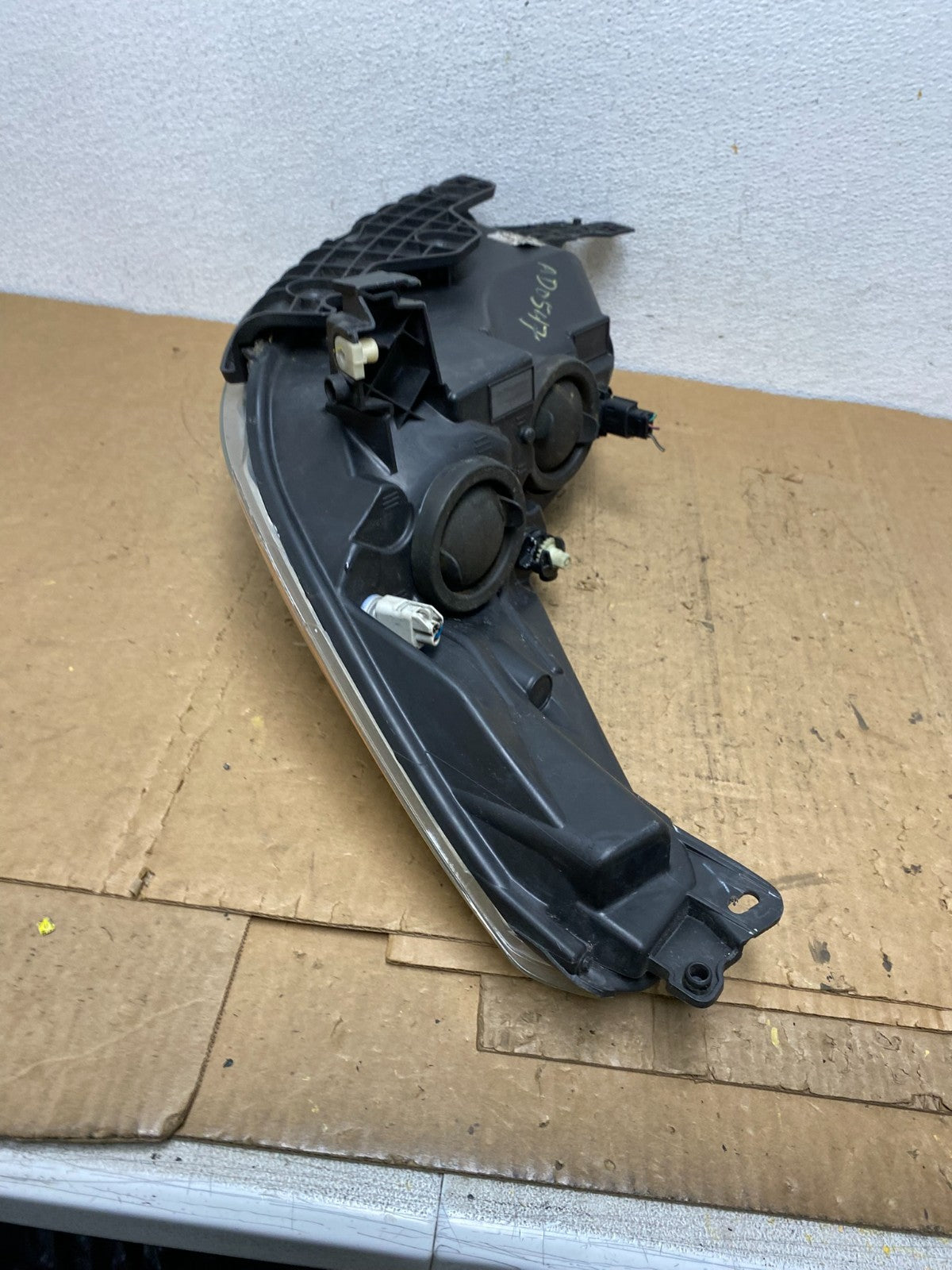 2013 - 2016 Ford Escape Headlight Right Passenger RH Side Halogen AD0547 DW7