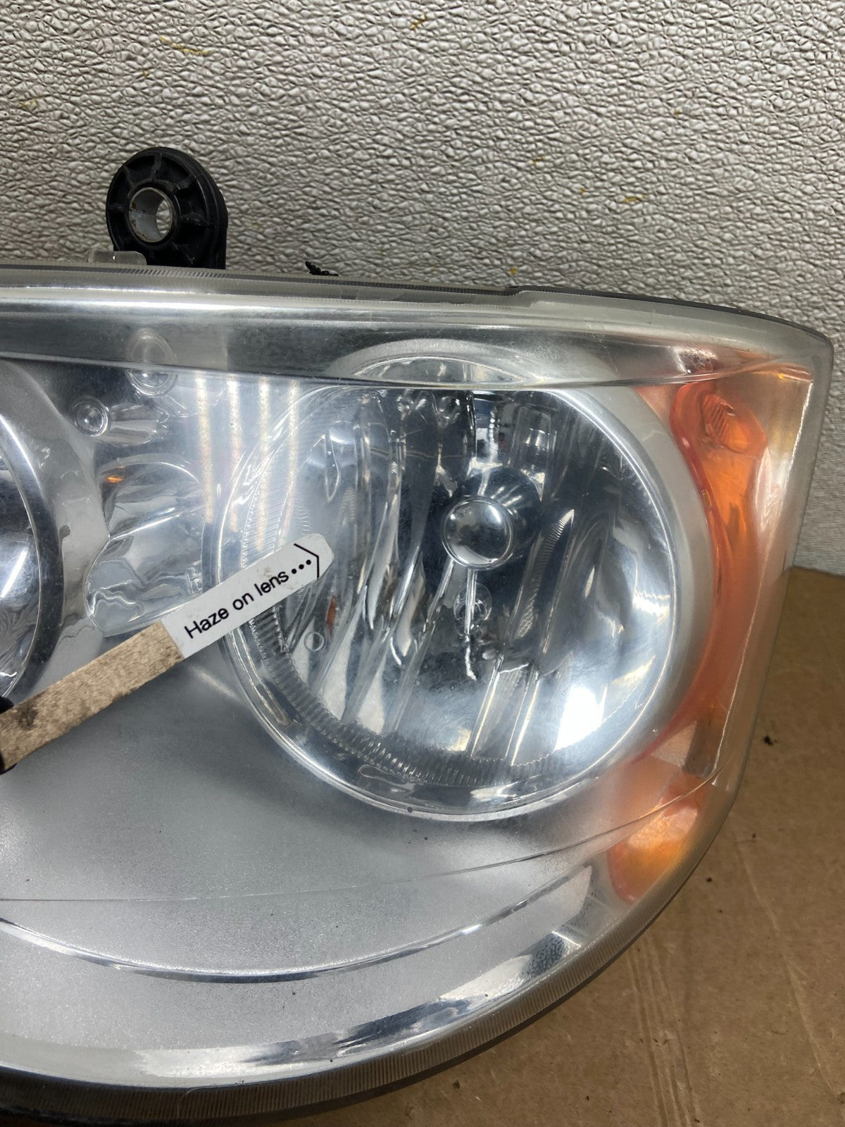 2008 to 2016 Chrysler Town and Country Left Driver Lh Side Headlight AA3434 DW3