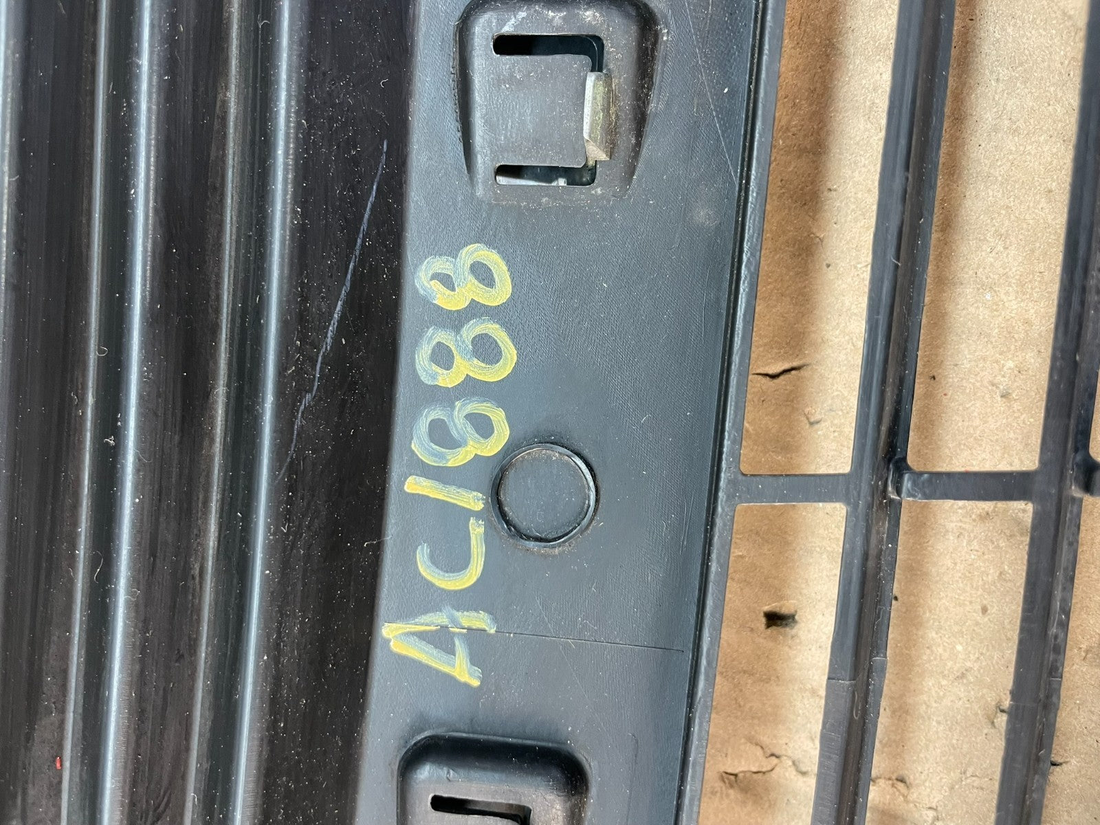 2009 to 2010 Dodge Journey Chrome Front Upper Grill Grille OEM AC1888  DG6